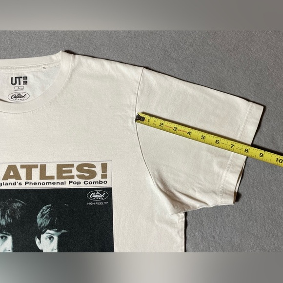 Uniqlo UT x Capitol Records The Beatles T-Shirt White Men’s Large Music Tee - Picture 5 of 6